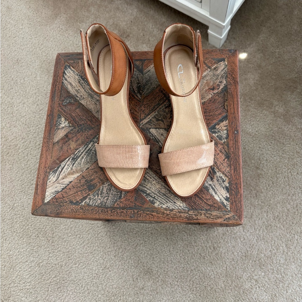 CL by Chinese Laundry Women's Camel Hot Zone Wedge Sandal Size 6.5